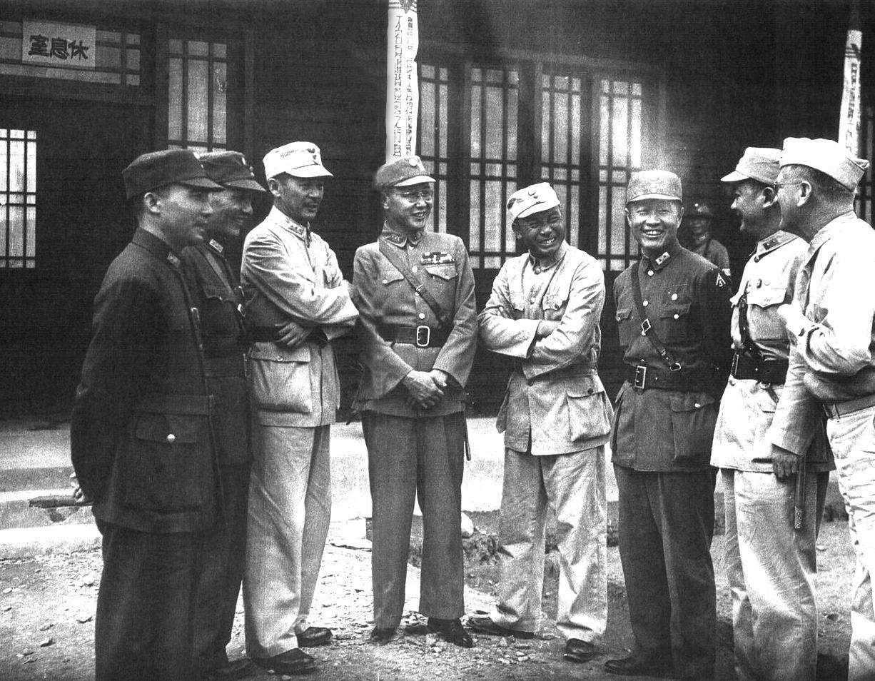 『王耀武』他是红军最神秘的师长,什么资料都没有,连名字都是从敌军那得知