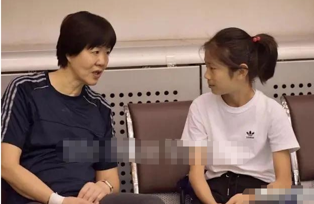 #朱婷#朱婷的亲妹朱家荟，跟姐姐一样也具备相当高的排球天赋吗？