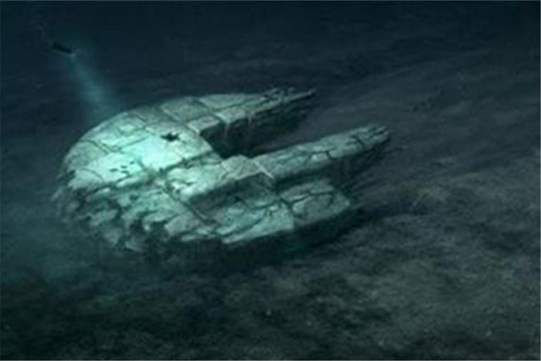 太平洋|太平洋海底出现奇怪物体，面积约600平方米，似乎在缓慢移动？