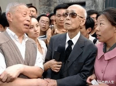 女孩|日本老兵回忆：我杀过人，但一个女孩对我说了13个字，从此我只放空qiang