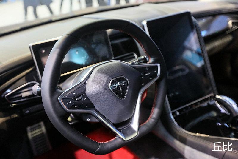 法系车|盘点法系车那些令人咬牙切齿的“浪漫”设计