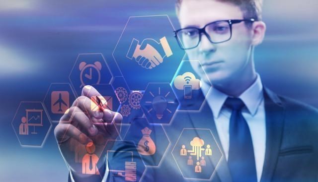 中国首富|中国首富又换人了!其身价超4100亿,相当于3个王健林2个丁磊