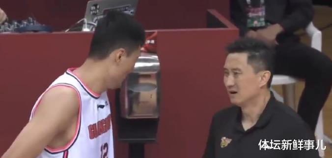 易建联|耻辱惨败后，郭艾伦送了易建联17个字，听听王仕鹏 杜锋 苏群怎么说