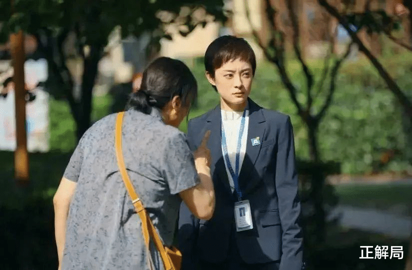 正解局|22岁姐姐拒养2岁弟弟，被父母告了：吃低保，就不该生二胎吗？