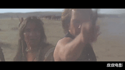 「与狼共舞」片长4小时，票房破20亿！上映时影院爆满，有人宁可站着也要看完