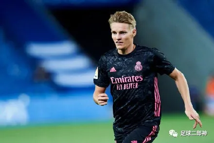 皇家马德里|转会窗大结局！切尔西狂烧2亿巴萨完美做账，皇马1人没买净赚1亿