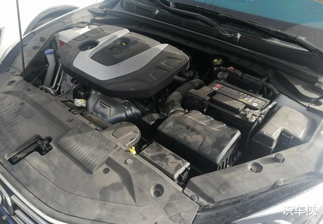 「大众辉腾」放弃了飞度，长安逸动提车记，9.3万的价格买到这配置真香