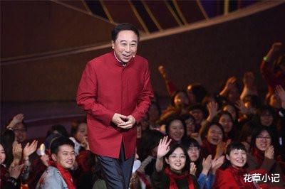 春晚@曾打败韩红,连续7年登上春晚,却因“耍大牌”被封杀,如今街头卖艺无人识