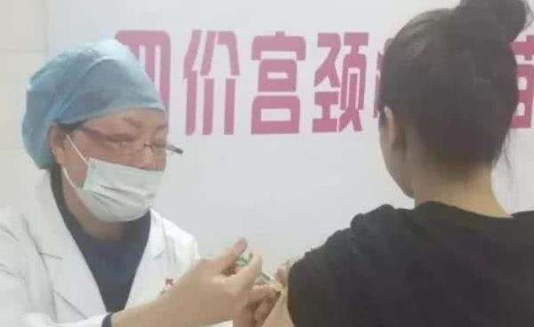 『宫颈癌』“宫颈癌”多是拖出来的,医生提醒:初期这3个“症状”频繁出现,趁早检查