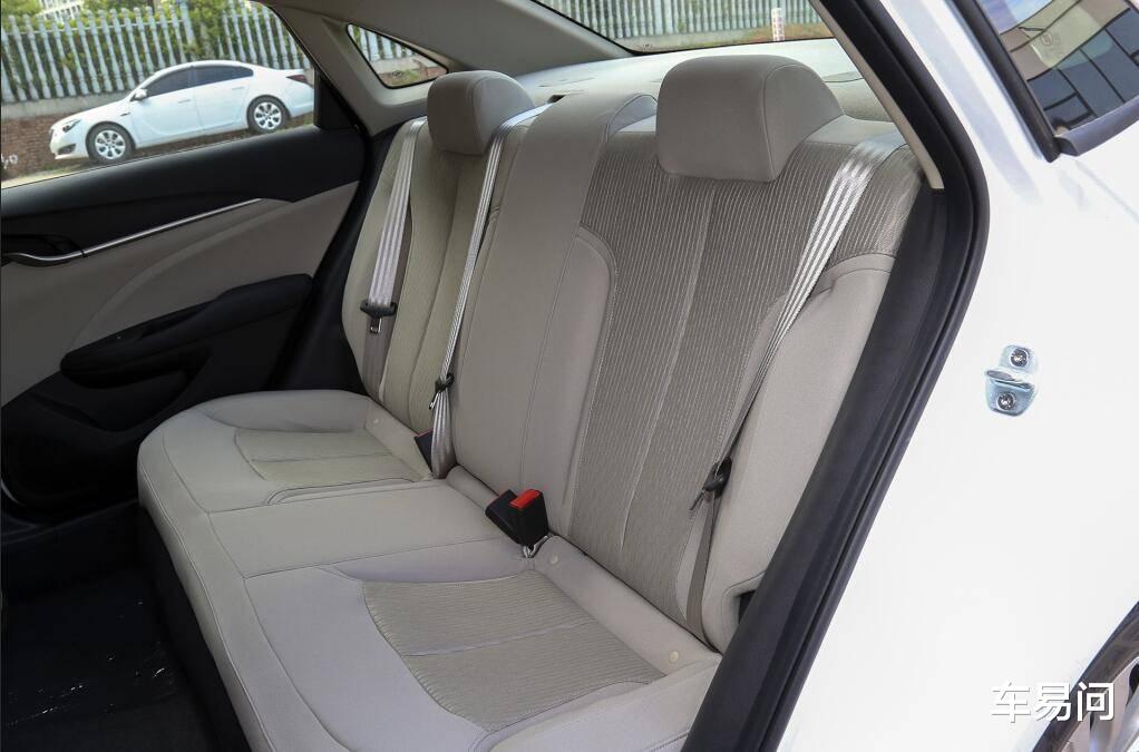 『SUV』2020款别克英朗如何,回归四缸自然吸气,7寸电子屏还得选装