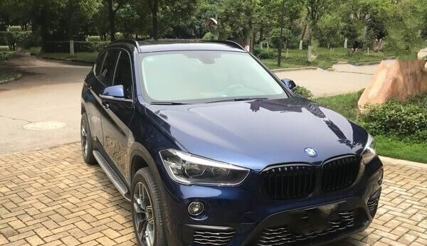 宝马X1|一月卖出9624辆，刚上市售价28万买不起，如今低至20万，买啥汉兰达