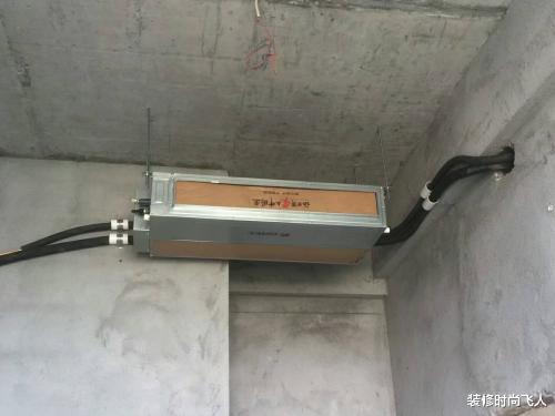 「」聪明人家都不装空调了,他们更爱装这种代替,省钱实用又不占地方