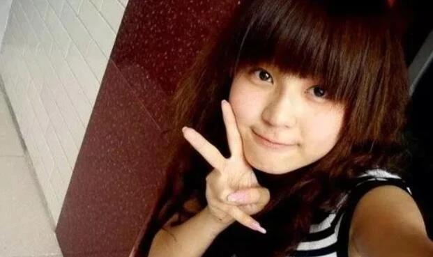 温心■与黄晓明“忘年恋”？高调示威baby，借子逼宫，心机深啊……