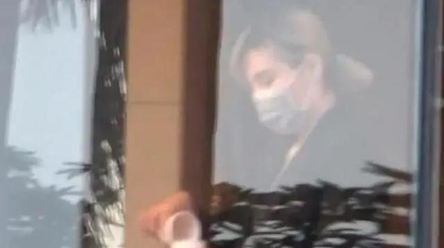 富士x|欠债6亿的罗永浩，两年还4亿：放下面子挣钱，是成年人最大的体面