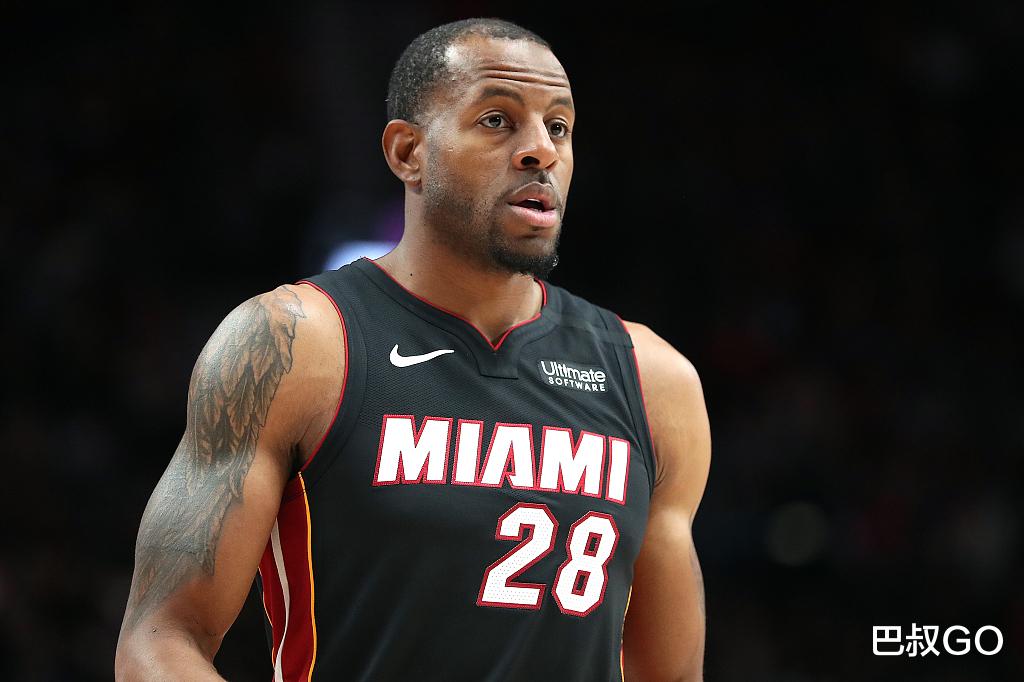 巴特勒|22+3又15+5！希罗爆锤绿军，巴特勒眼里冒火，伊戈达拉喂出新水花