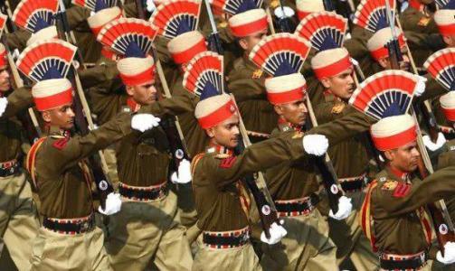 「印度」印度不满美国的军事排名，自己重新排名，看看中国排第几