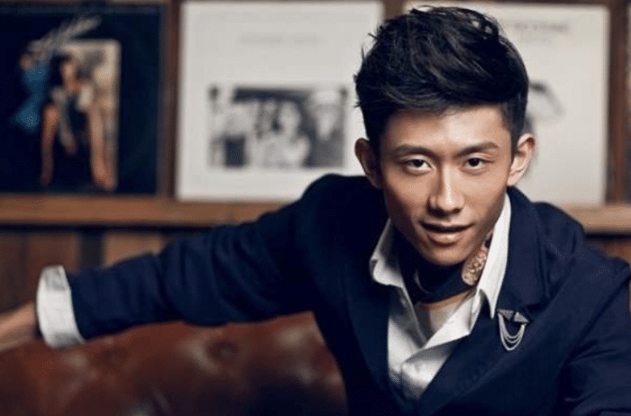 古装剧|穿古装能把人丑“哭”的男星,张一山上榜,看到最后一位笑喷了