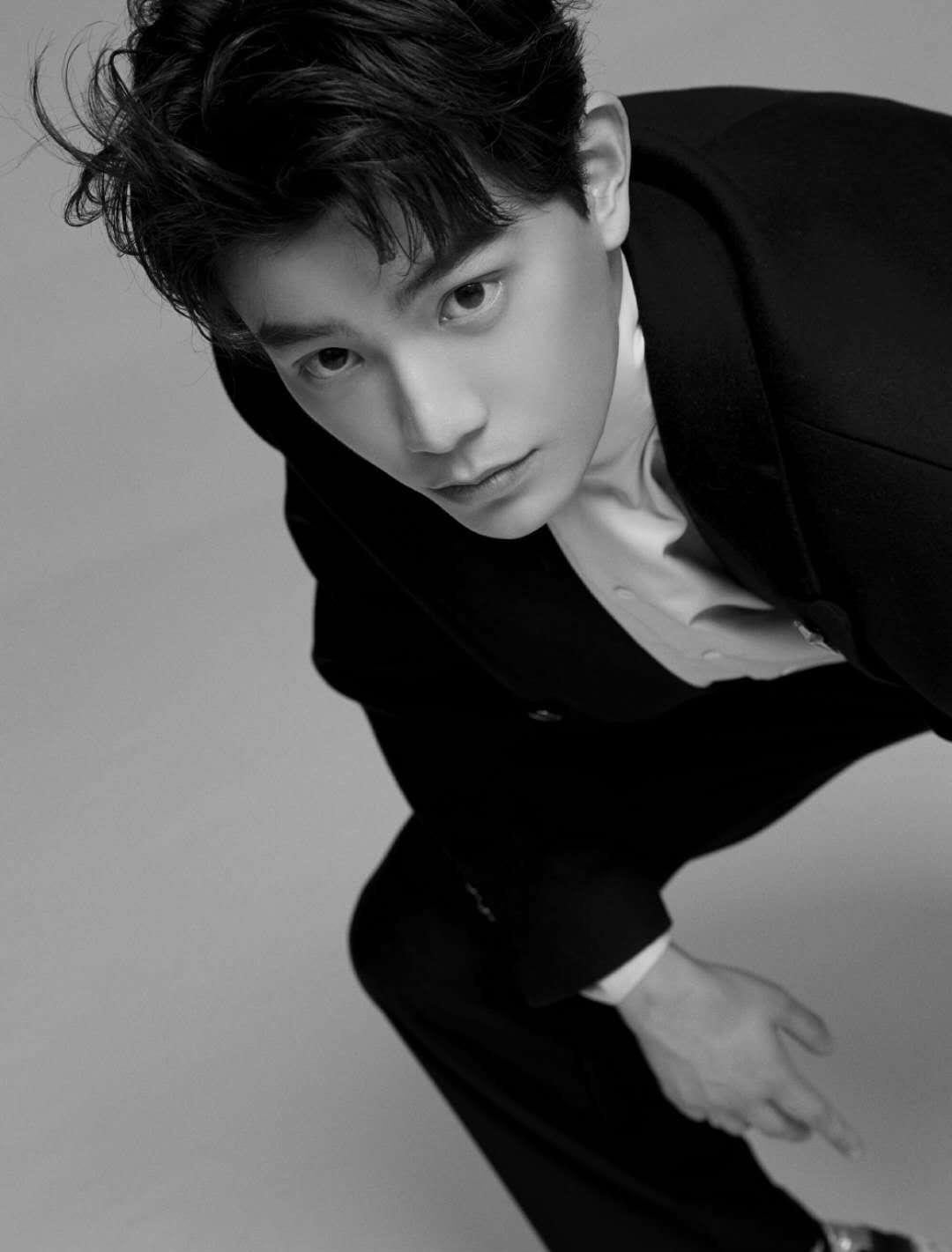 丁禹兮:韫色+陈芊芊三人火两剧,女主演技颜值双双被嘲,男主成终极赢家