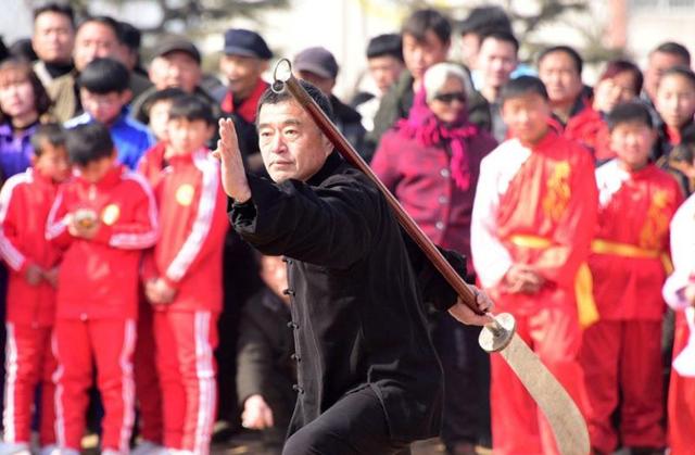 『传统武术』为什么没有真正的中国功夫大师出来为功夫战胜一次?