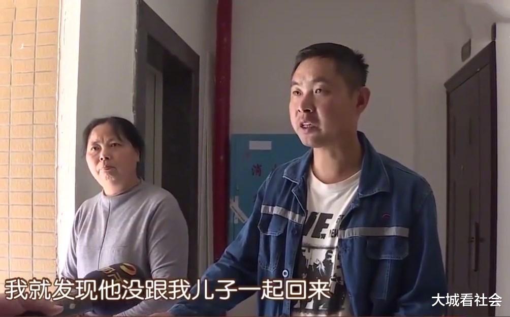 意外事故■男童坠楼3小时才发现，家属要5楼业主负责：他私自改造护栏