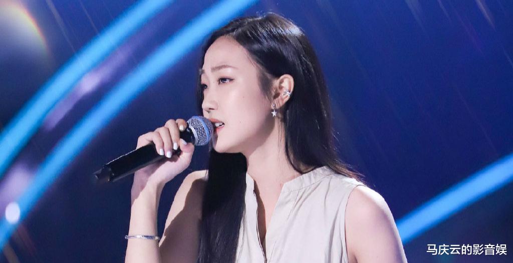 中国好声音|《中国好声音》首播收视夺冠，观众褒贬不一，暂时缺少优质歌手