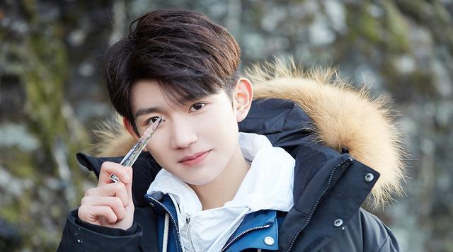 王源|TFBOYS七周年，王俊凯单曲出色，王源新歌MV则被“落地成盒”