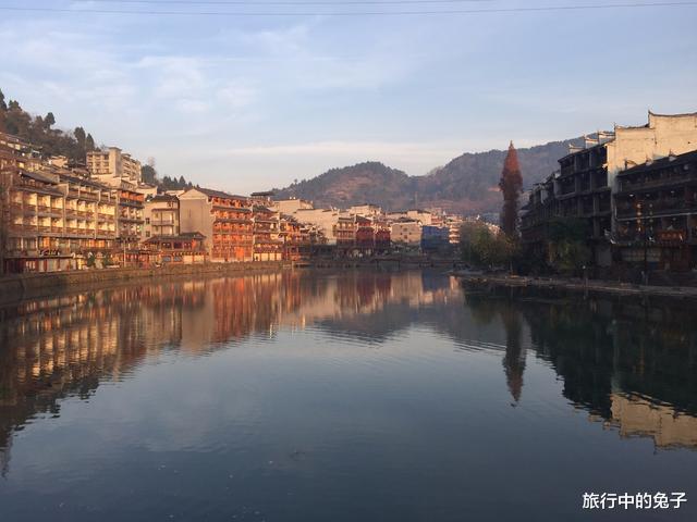 凤凰古城|沈从文笔下的“边城”，并不是凤凰古城，而是这座三省交界的小镇