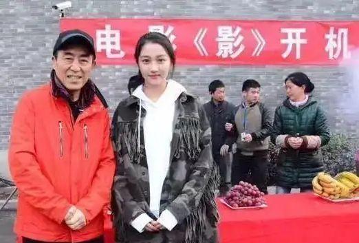 关晓彤▲关晓彤妈妈怀孕旧照曝光,曾经的靓丽小花旦,为女儿隐退娱乐圈