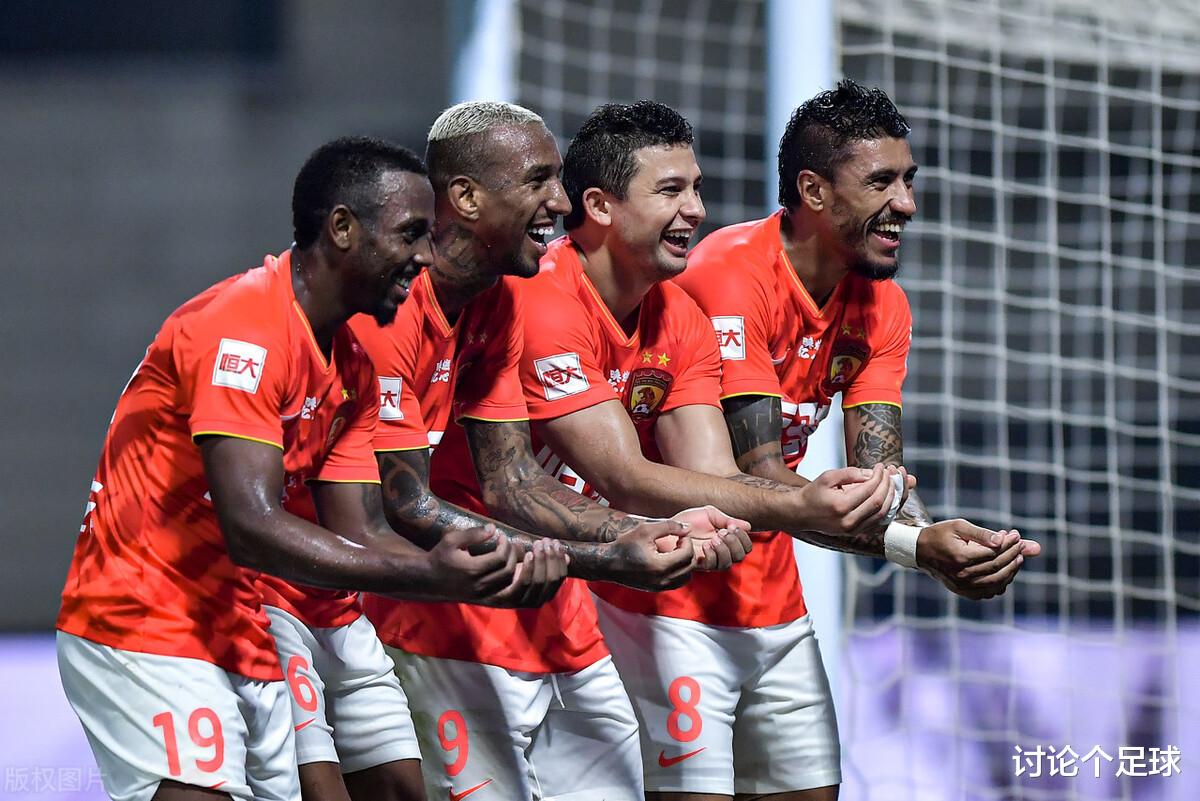 上海上港|详解:苏宁、恒大、国安、上港看似强强争霸,实则各有优劣悬殊大