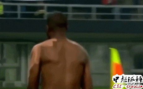 「莫德斯特」罕见!日本球迷集体力挺中超:怒斥叛徒莫德斯特不可理喻!