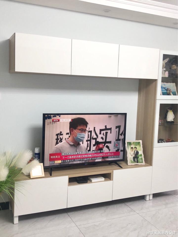 ：她家90平新房，装修一共花费15万，电视墙很实用，进屋就被迷住！