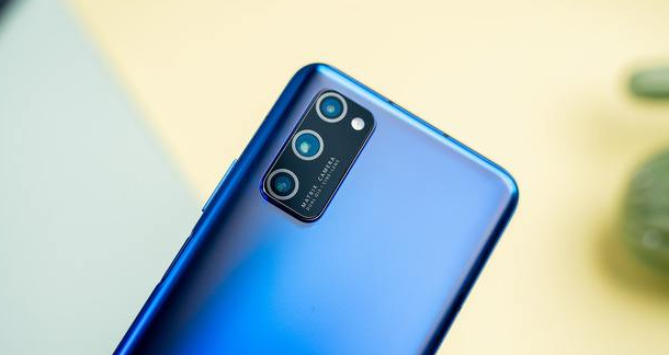 华为荣耀|价格才是关键，顶级华为跌至3199元，256GB+麒麟990