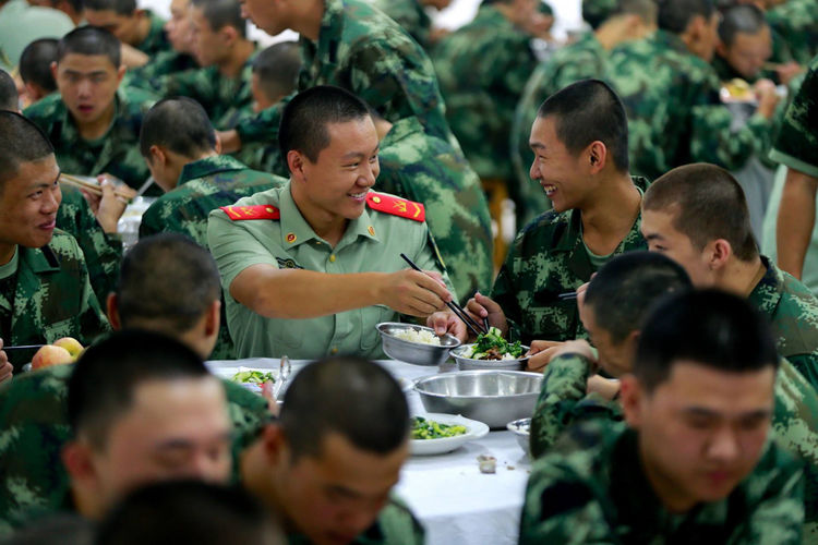 新兵▲新兵入伍,为什么必须要将户口先注销?国家考虑得太周到