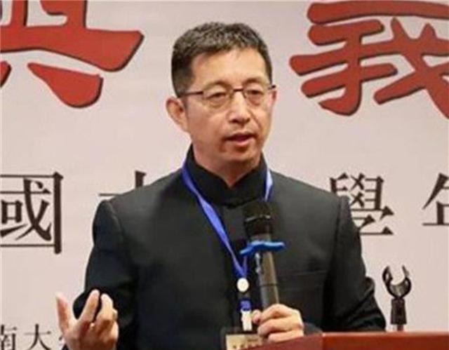 臆说古史|北大教授：如今的殡葬制度就是把过世人当垃圾处理