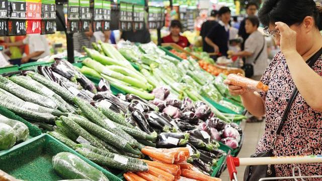 肉价|肉价还在空中,蔬菜又起飞,价格暴涨背后的推手是谁?答案来了