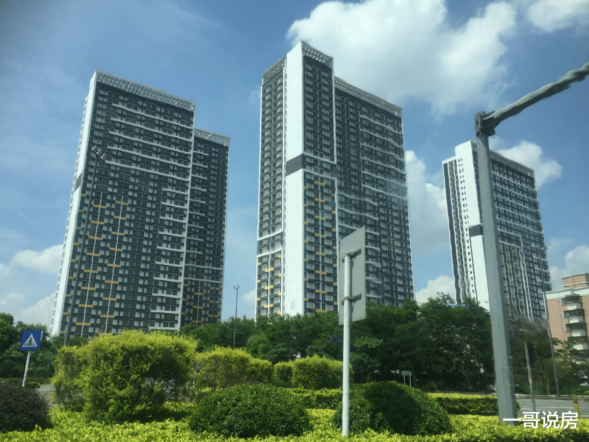 |买中不买高低层，买电梯房不买楼梯房，买三不买二，讲究在哪里？