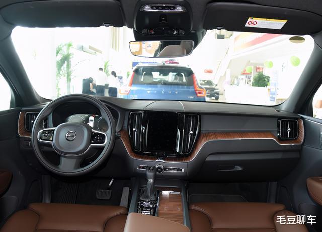 沃爾沃一款全新黑馬SUV 2021款XC60配全時四驅系統搭2.0T發動機-圖9