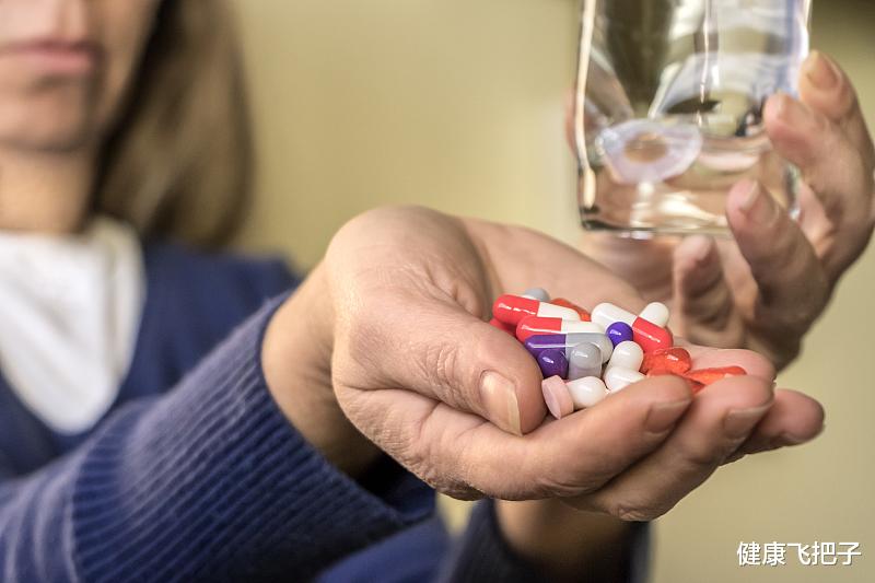 肝脏|最伤“肝”的三件事,喝酒竟然没有排在第一位,却是它?