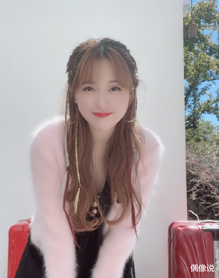 金莎|37岁金莎被男嘉宾嫌弃年龄大，张绍刚看不下去，直言：什么玩意