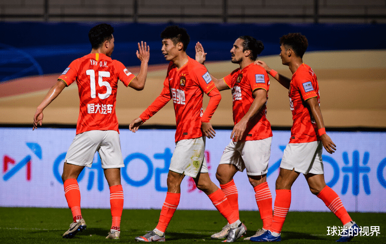 广州恒大|卡纳瓦罗怼记者:恒大进球最多失球最少,还不满意去电影院看大片