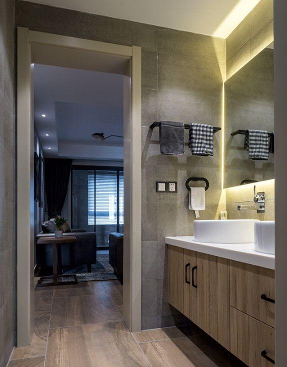 「」老婆非要在餐厅打一排柜子，装修完太好用了，朋友圈都转发疯了！