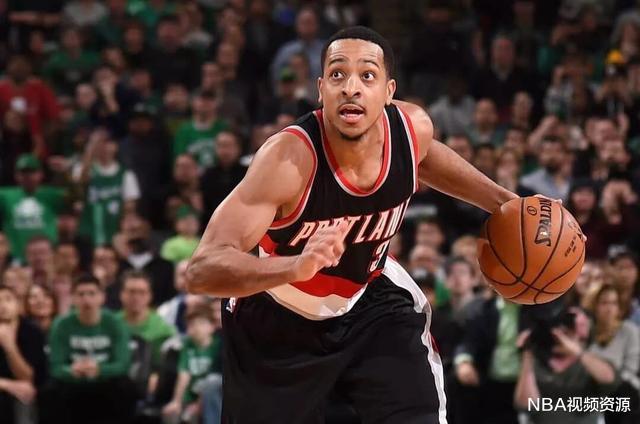 季后赛|现役季后赛更强的十名球星:湖人拥有四人,詹姆斯高居第二!