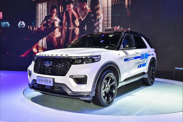 福特探险者|福特SUV“探险者”，276马力+手自一体，大块头一个！