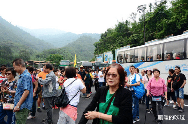 『微信支付』为什么香港人宁愿带现金，也不用微信支付和支付宝？看完你就懂了