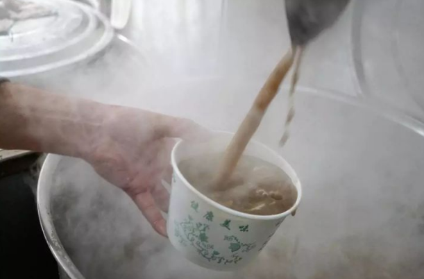 「武汉」1千万武汉人公认的“十大早餐”，热干面第五，第一居然是“它”