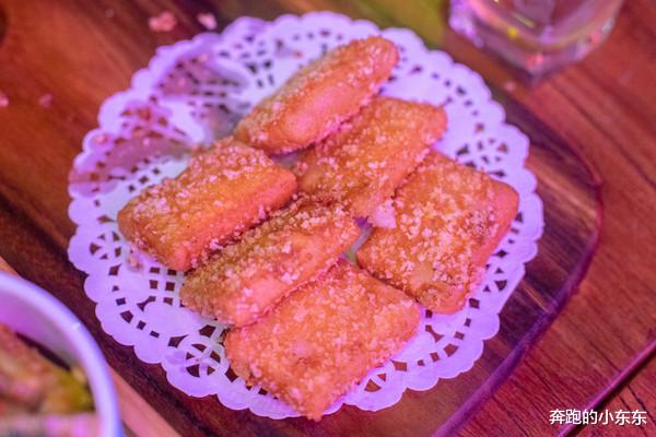 『夜生活』浙江省西部这座小城，夜生活竟然如此丰富，堪比大都市