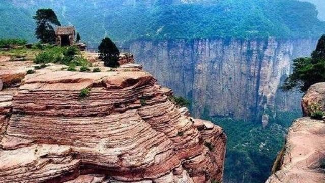 太行山|中国太行山上的村庄，曾与世隔绝，游客偶遇后发现堪称仙境