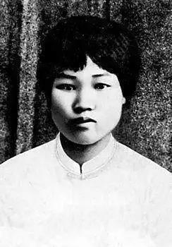 杨开慧|毛杨婚姻:10年婚姻,毛泽东写下三首情诗,一生未有一张合照