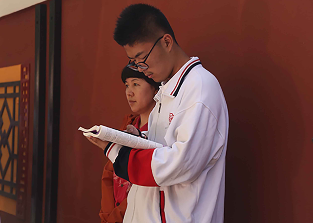 |多省教育厅发布通知,这届高考生将迎来两个坏消息,一个好消息