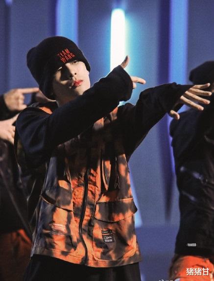王一博|张艺兴再跳《莲》，王一博跳锁链威亚舞，这就是街舞这4位男人的较量